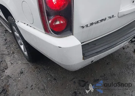 2008 GMC Yukon Xl 1500 Denali из США, поврежденный, VIN 1GKFC66808J185095